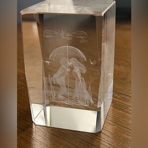 Crystal Glass Block 3D Etched couple under an umbrella Paperweight